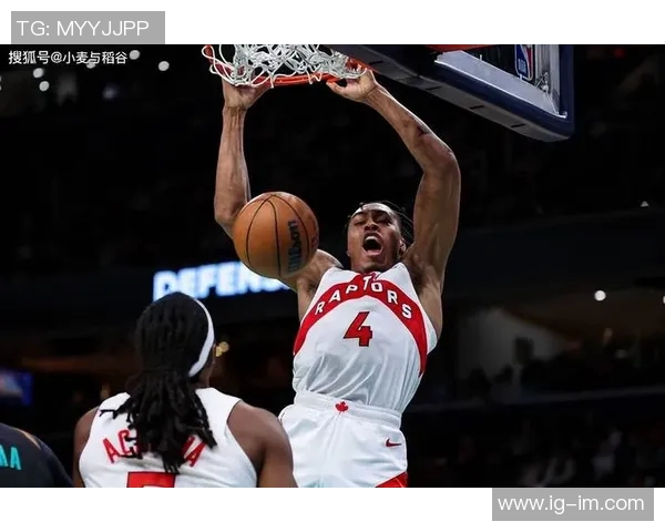 巴恩斯称赞文班拼劲为球队注入活力吸引防守助力进攻提升