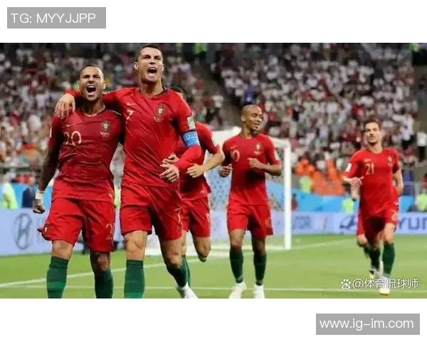 欧冠淘汰赛首回合客场至少两球落败却逆袭晋级的球队历史回顾